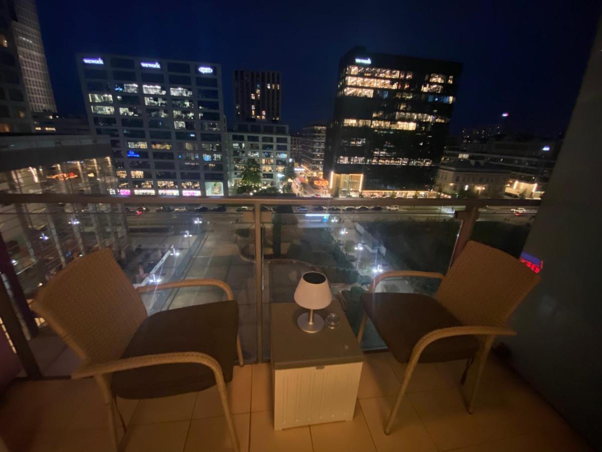 Platinum Towers Great View Balcony 1 Bedroom Appartement